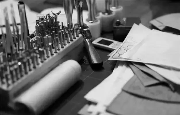 济南一半奢侈品是这家店洗的，店主透露了些让你瞠目的秘密……