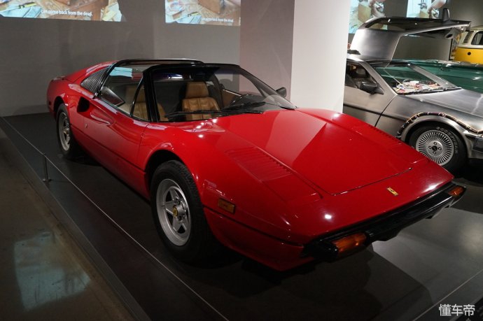 汽车博物馆带你了解蝙蝠侠战车,汽车博物馆蝙蝠侠战车