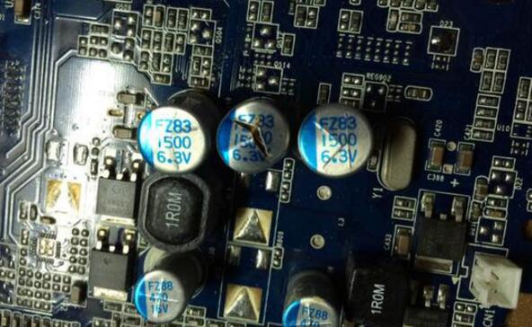 电容击穿是开路还是短路,电容击穿是峰值还是有效值