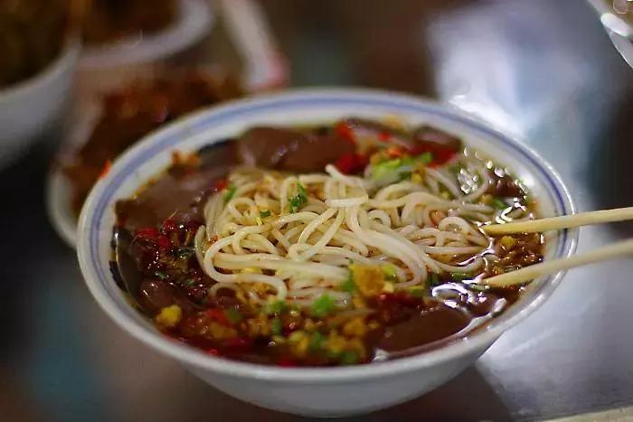 有一种炫富叫人到中年父母健在,有一种高级的炫富