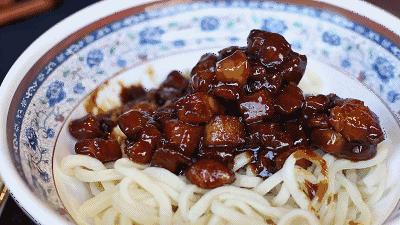 有一种炫富叫人到中年父母健在,有一种高级的炫富