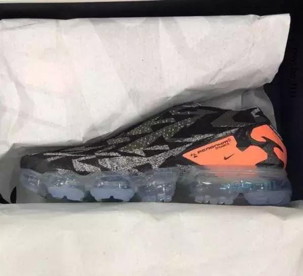 drake芝加哥,aj1黑红芝加哥2013