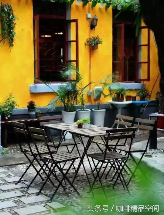 去咖啡厅能做什么工作,到咖啡店工作能做长久吗