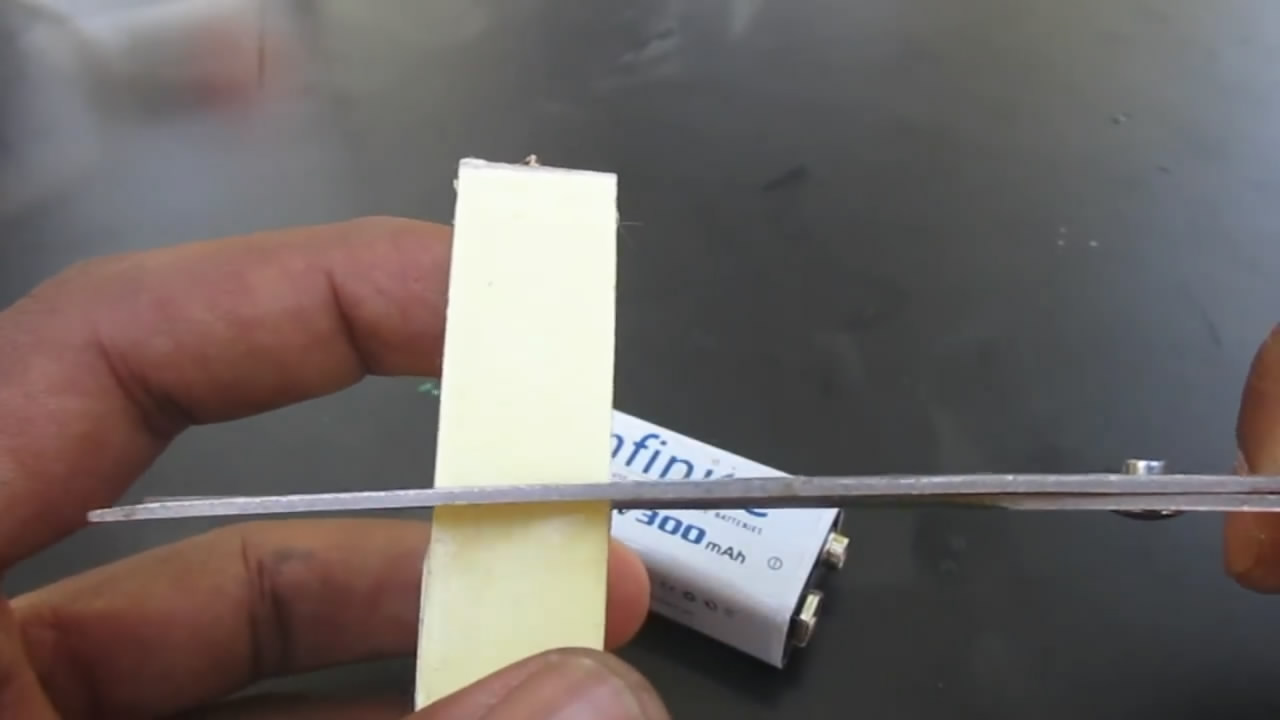 单桨飞机手工制作,用瓶子怎么做微型飞机