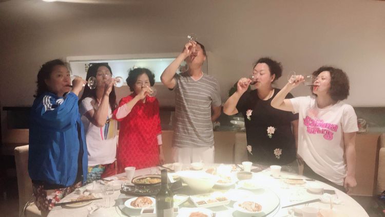 和闺蜜一起嗨的日子,和闺蜜们一起玩的快乐时光