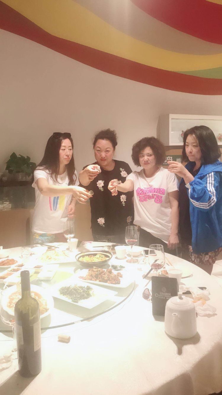 和闺蜜一起嗨的日子,和闺蜜们一起玩的快乐时光