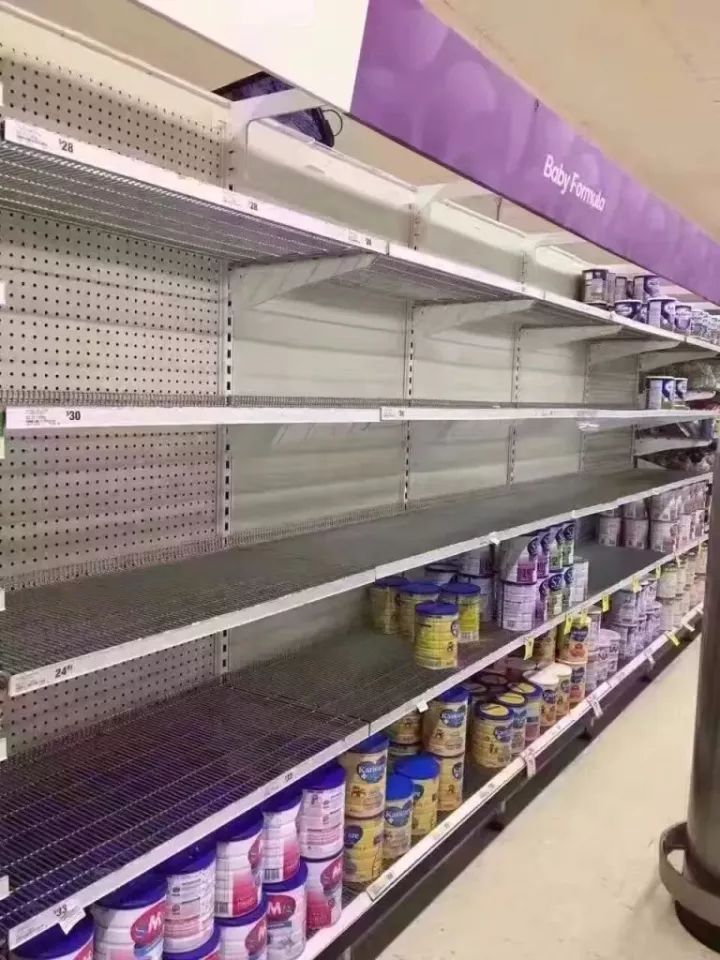 天没亮就来排队,天没亮就出门排队