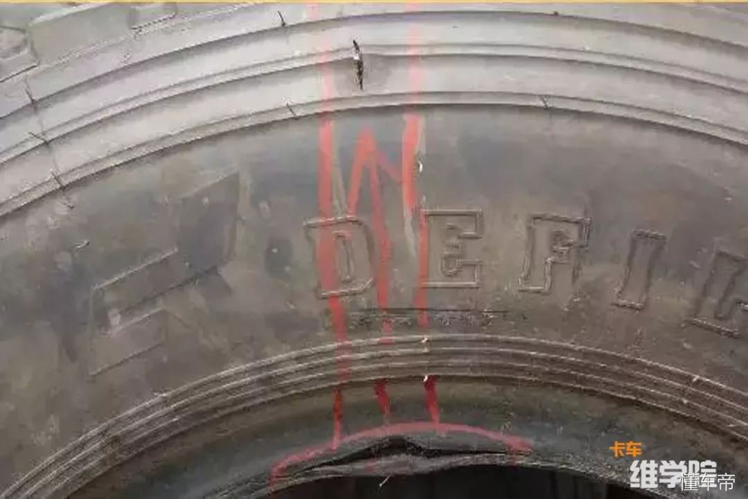 货车轮胎胎壁坏是什么原因,卡车轮胎断丝鼓包原因