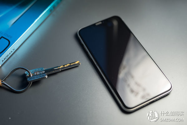 iphone手机一般推荐什么钢化膜,iphone手机原装膜好还是钢化膜好