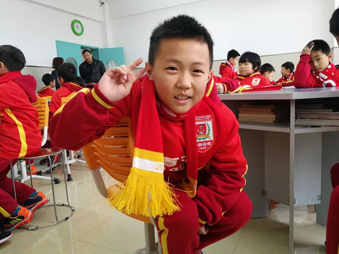 亚泰足球队助威,长春亚泰足球助威