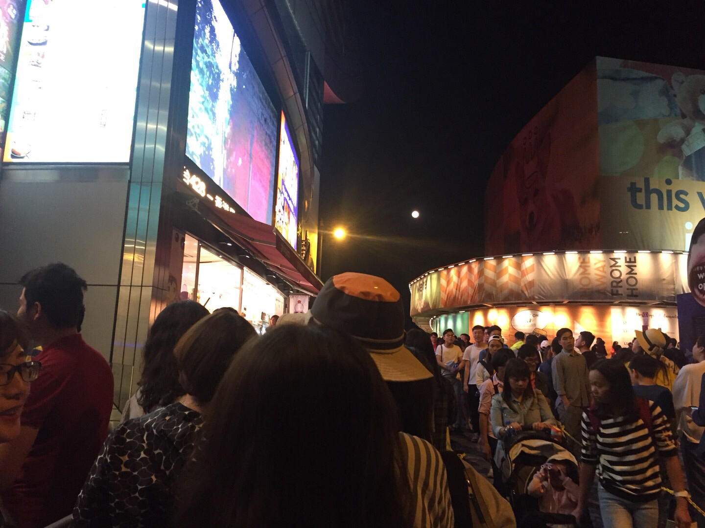 去香港一定要知道的五件事,香港行前的小贴士