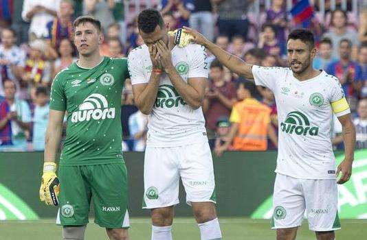 足球从未高于生死,盘点那些意外死掉的足球运动员