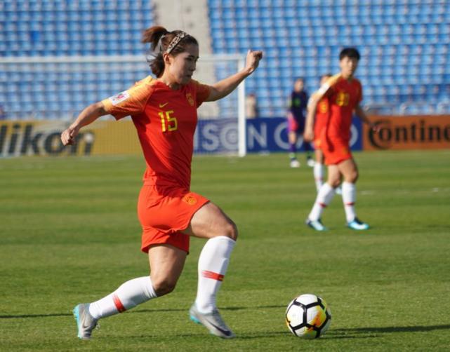 国足终于赢了一次,恭喜中国女足重登亚洲之巅