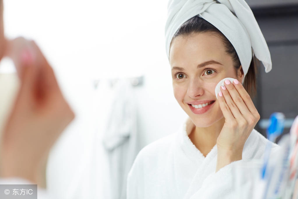 淡妆到底需要卸妆产品卸妆吗,不用卸妆水怎么卸妆最干净淡妆