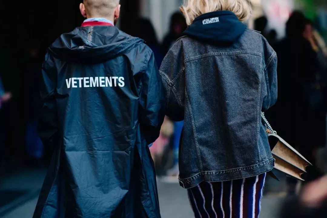 贝嫂13年亏多少亿,贝嫂亏了多少亿