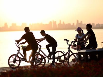 武汉外语外事职业学院什么样,武汉外语外事职业学院周围环境