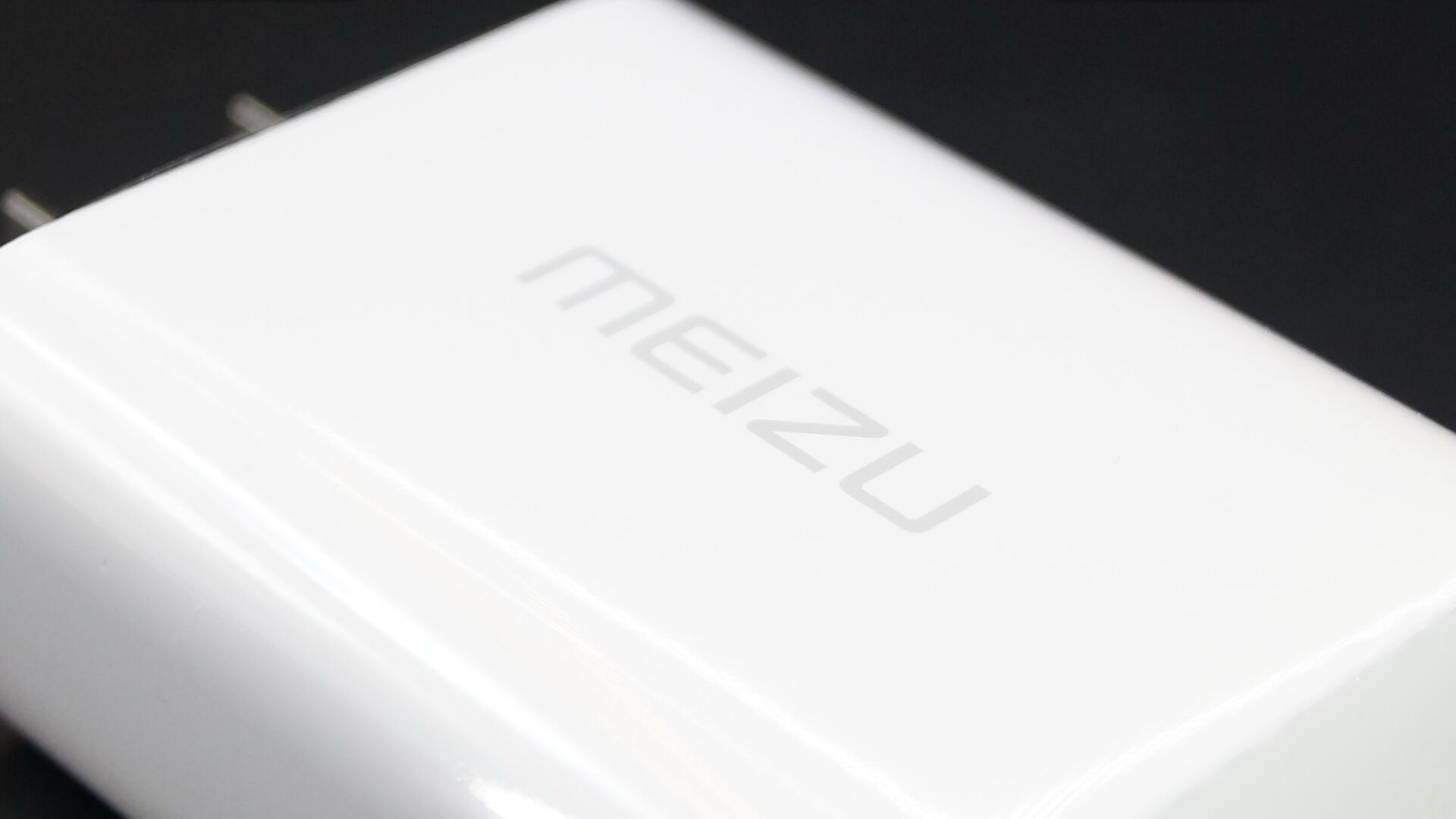 魅族充电器二换一,魅族原装充电器拆解