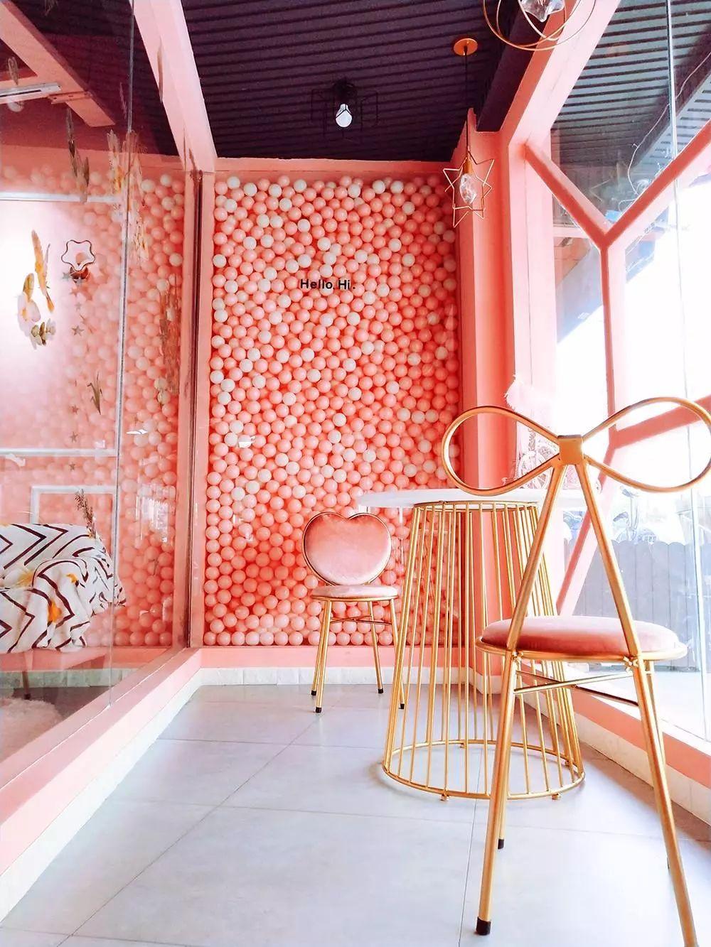 潮爆ins的粉色甜品店来通城啦！一大片粉红豹直撩你的少女心！