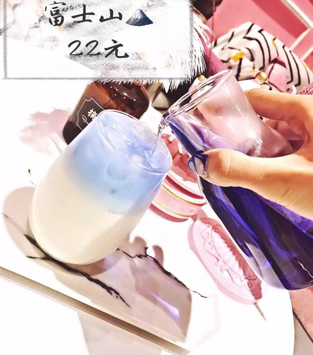 潮爆ins的粉色甜品店来通城啦！一大片粉红豹直撩你的少女心！