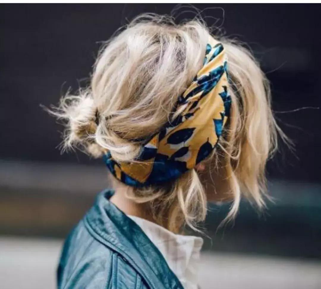 各种丝巾怎么戴,丝巾各种各样戴法