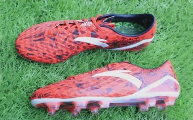 足球品牌推荐排行榜前十名,国货足球品牌