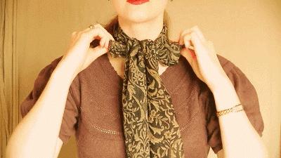 时尚高端珍珠扣丝巾高贵系法配饰,丝巾怎么系比较好看而且简单方便