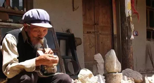 关于烟的仪式感,送老公烟怎么有仪式感