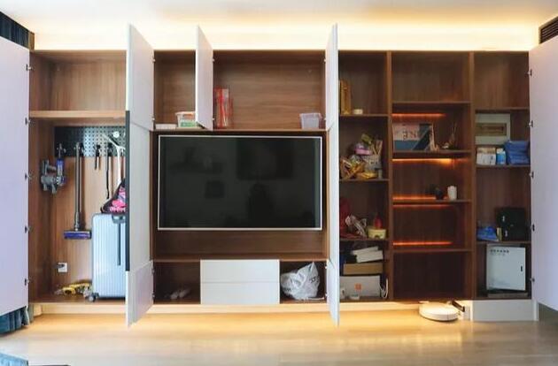 电视背景墙先装格栅还是先装地台,悬空背景墙电视装在哪个位置合适