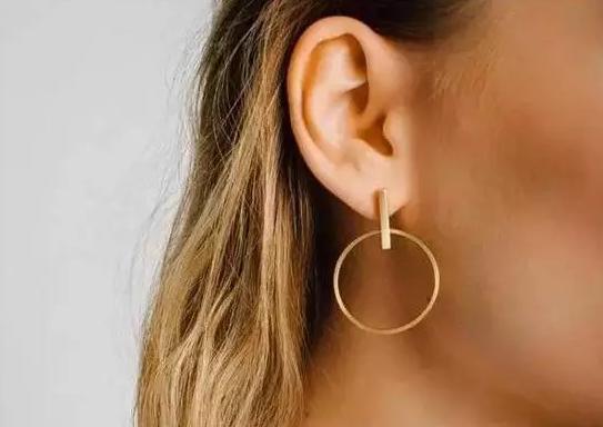 大耳环才是瘦脸神器,瘦脸神器腮帮子