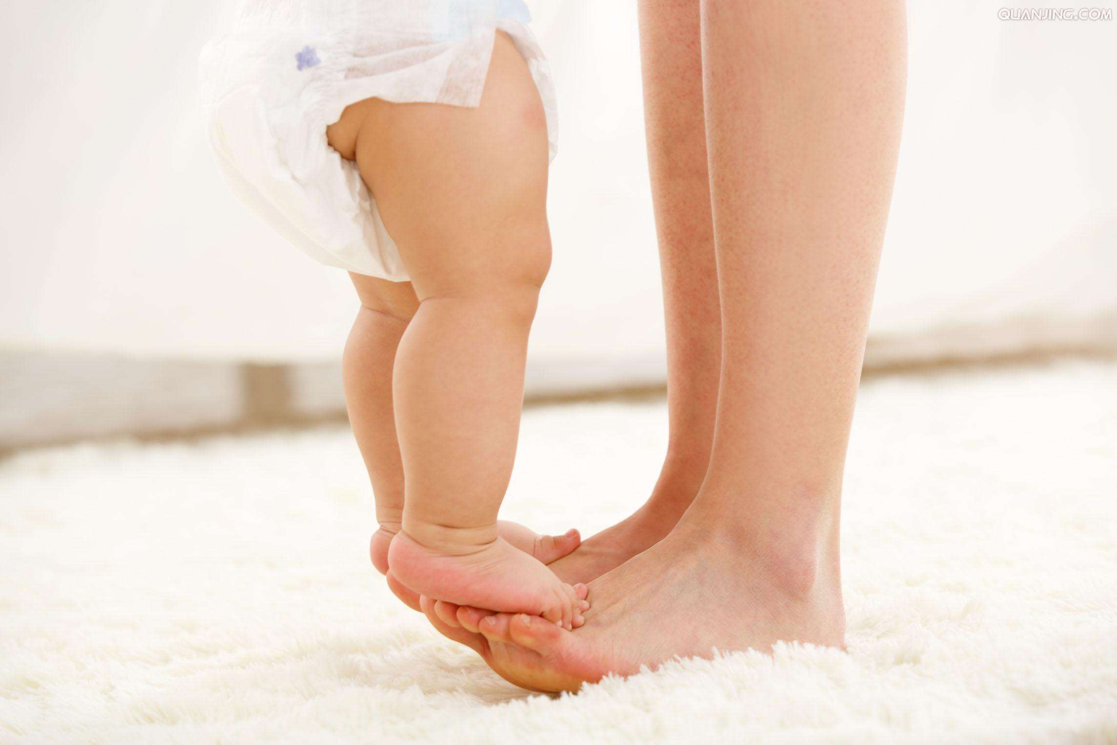 小孩总是红屁股怎么办,宝宝总是红屁股到底怎么治疗呢