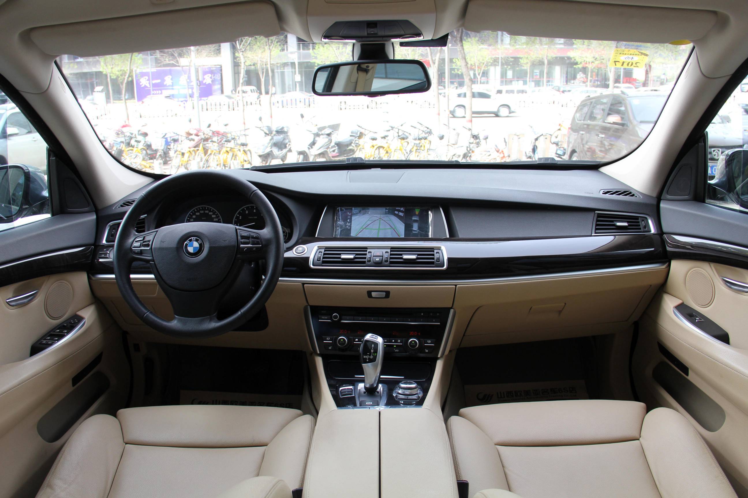 2011年宝马gt535i评测,宝马gt535i最低油耗