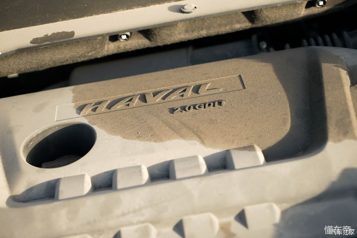 哈弗h6蓝标1.5t测评,第三代哈弗h61.5t2.0t选哪个好