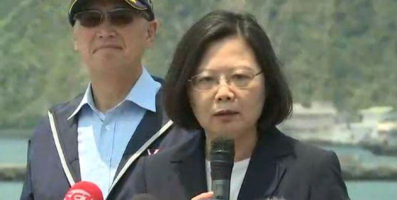 【三分钟法治新闻全知道】德国总理默克尔亲口承认有“恐俄症”？！原来这竟与她小时候自行车被偷有关……