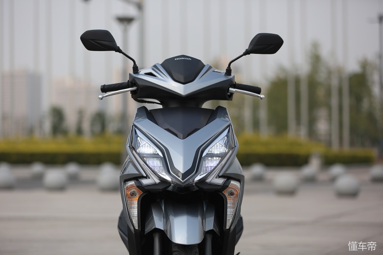 新大洲本田rx125裂行哪种颜色好看,新大洲本田裂行rx125和铃木uy125