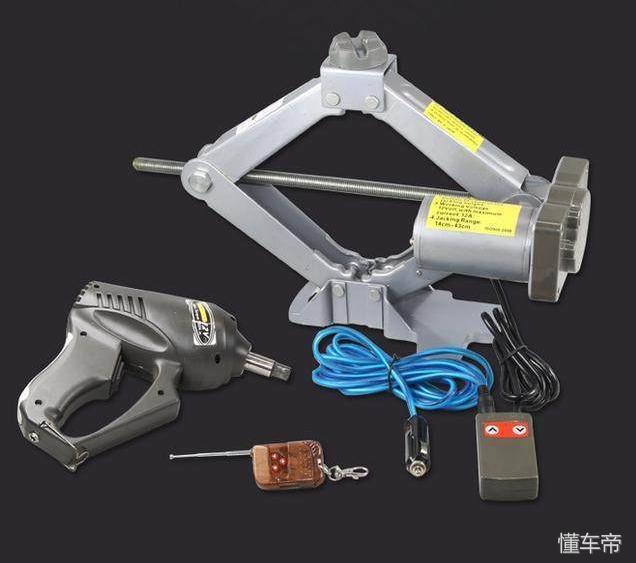 新手女司机开夜车,女人长途开夜车