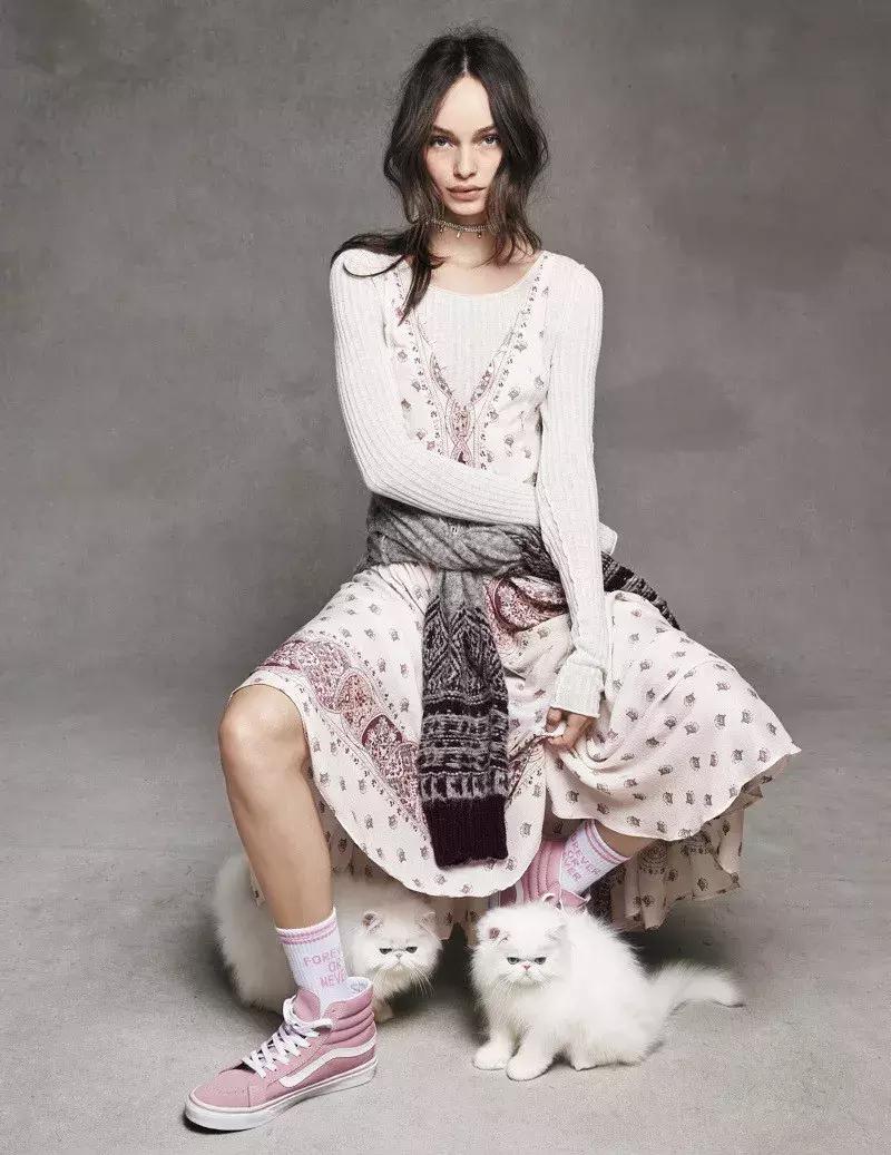 小白鞋已经过时了吗,小白鞋不流行了吗