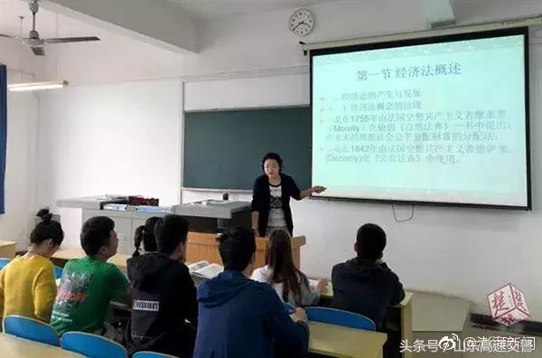 确认过眼神是警察要抓的人,确认过眼神你是加班人吗