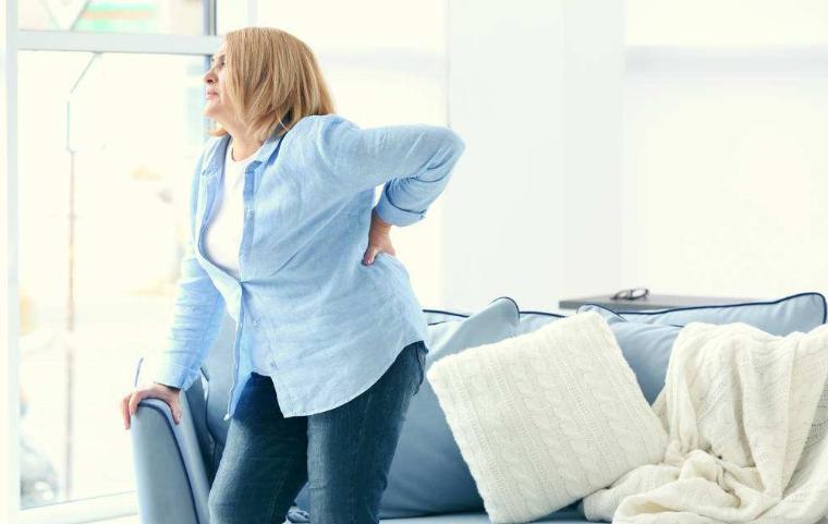 产后腰痛的元凶是如何预防和改善,产后腰痛的原因及缓解措施