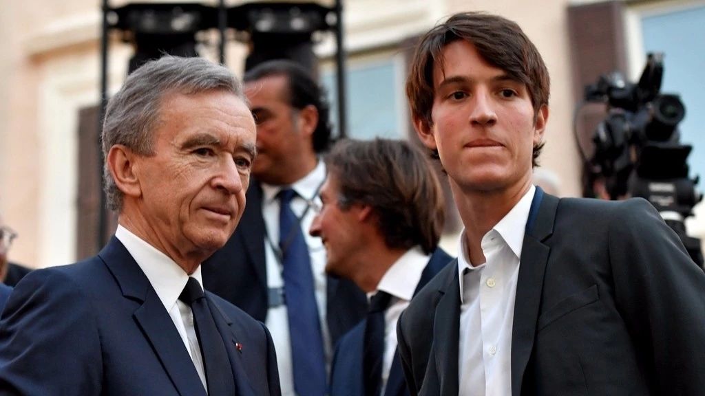 SupremexRIMOWA|这波Supreme行李箱的发售，利索的让人不习惯