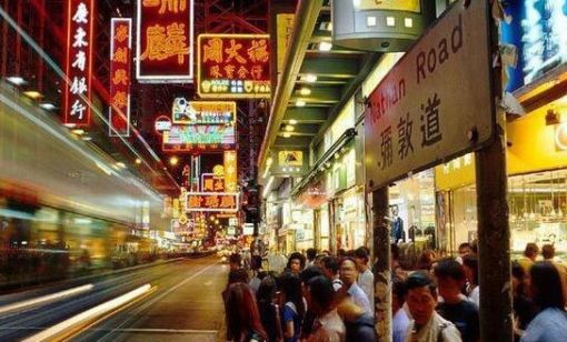 缁欑敺鏈嬪弸涔版姢鑲ゅ搧 (濂虫湅鍙嬩拱寰堣吹鐨勬姢鑲ゅ搧)