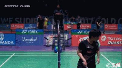 「蓝姐说球」为什么网前要举拍？万一撞上狗屎运了呢~