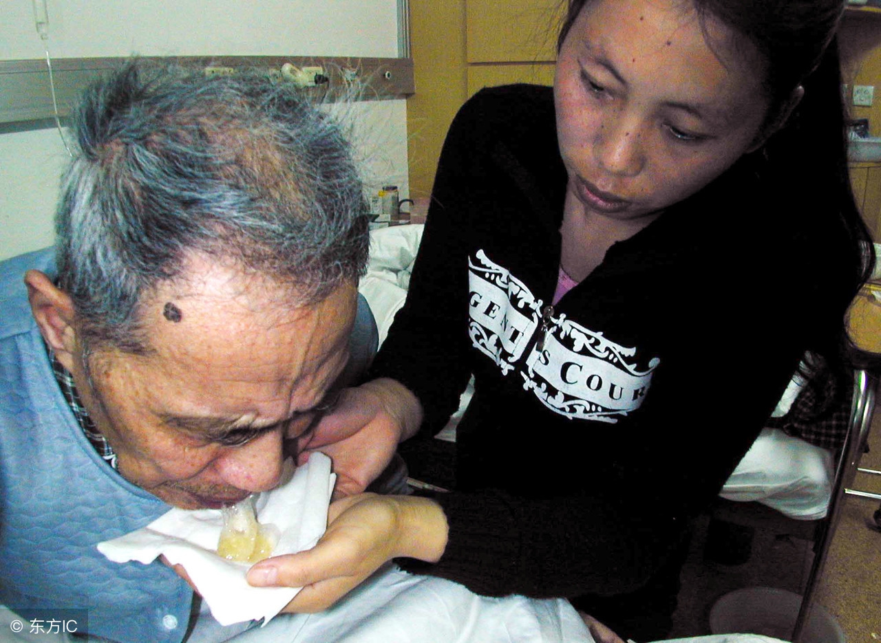 肺癌晚期咳嗽有痰怎么解决,肺癌晚期总是咳嗽该怎么治疗