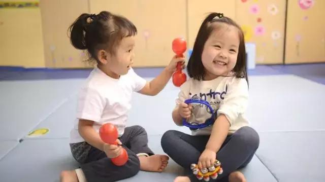 孩子要面子自尊心强该怎样引导,孩子自尊心强输不起怎么办