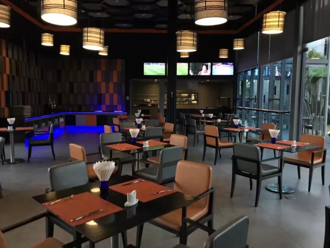 盘点:炼尸房边、大海之滨和群山环绕的泰国十大神奇球场