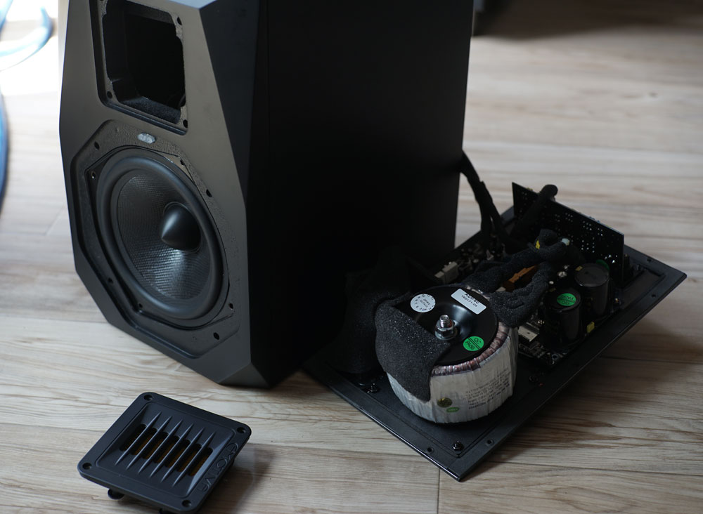 洛曼之声Emotiva 6S有源音箱！同级别性价比非常高的音箱