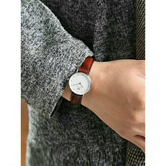 好看又实用的dw手表,dw手表全黑款