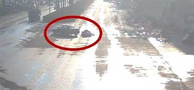 开车与电动车发生剐蹭怎么处理,电动车与机动车发生碰撞怎么处理