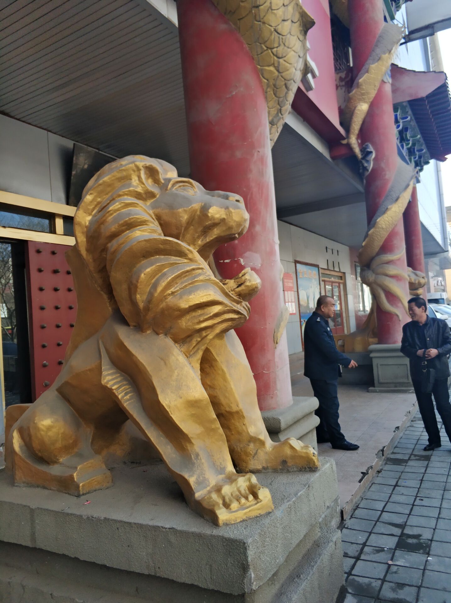 乌鲁木齐街头十大祥瑞瑞兽，哪家最V5？