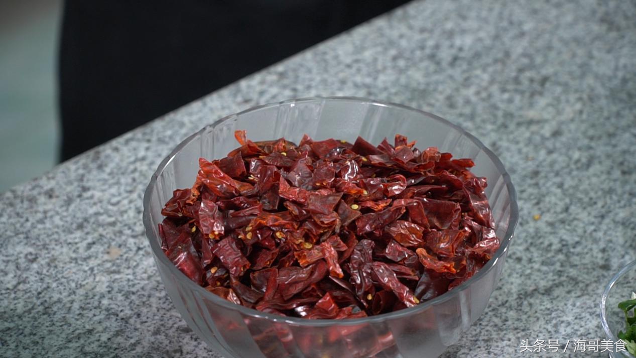 正宗川菜红油,川味红油怎么做才香又红又亮