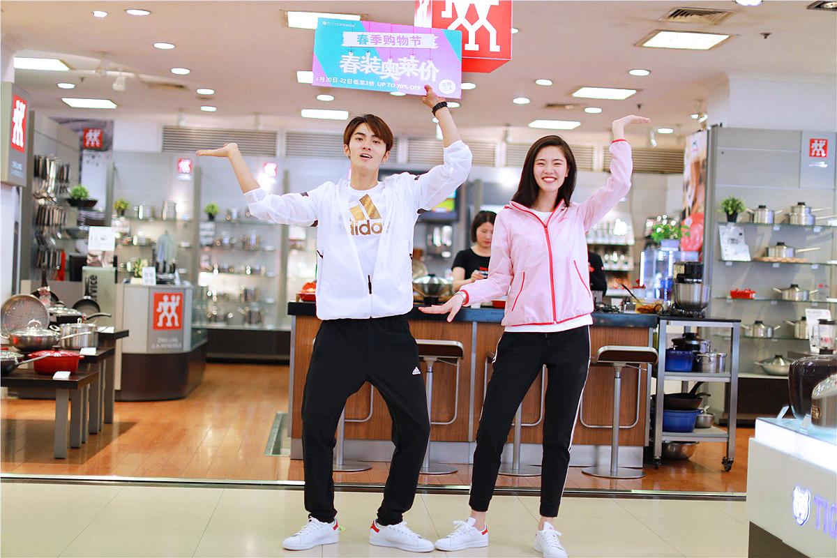 又到了去看蓝花楹的季节,又到了看风景的季节